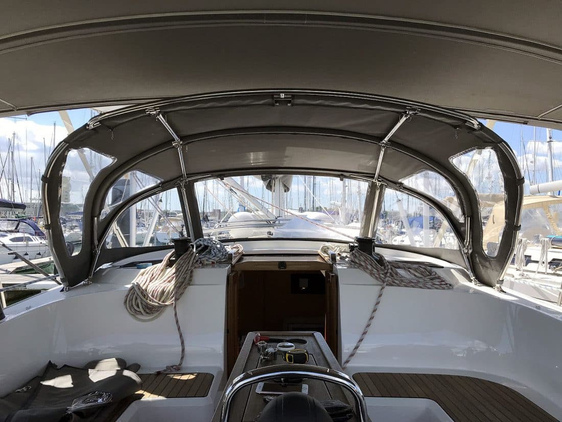 Bavaria Cruiser 46 Sprayhood, Custom Design