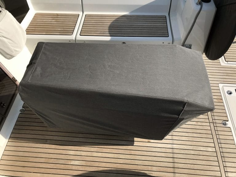 Beneteau Oceanis 41.1 Cockpit Table Cover