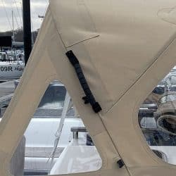 Sprayhood webbing side grab handle