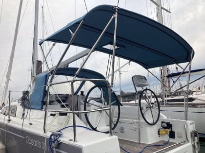 Beneteau Oceanis 30.1 Bimini