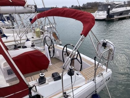 Hanse 348 Bimini VENTURA