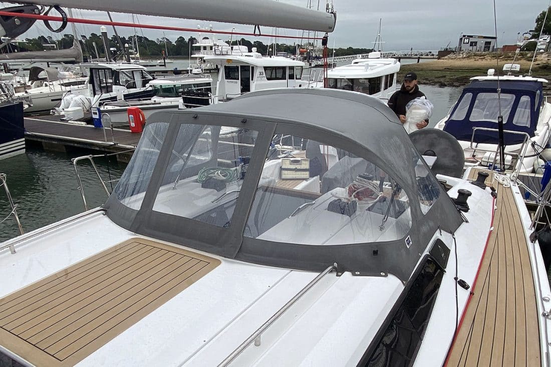 Dehler 46 SQ Sprayhood