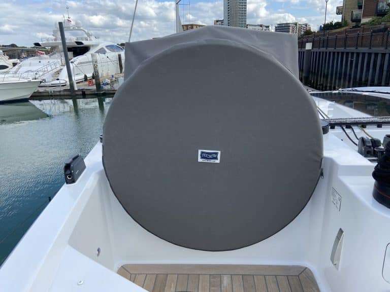 McConaghy MC 50 Wheel Cover Shown with Console Cover