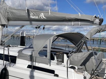 Hanse 388 Sprayhood