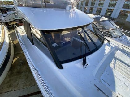 Jeanneau Prestige 420 WIndscreen and Side Window Covers