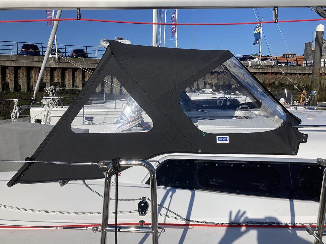 Dehler 42 Sprayhood High Design