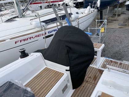 Beneteau Oceanis 38.1 Wheel and Pedestal Covers