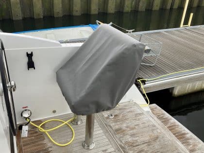 Nautitech CAT 46 Helm Seat Cover