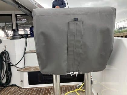 Nautitech CAT 46 Helm Seat Cover