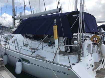 Jeanneau Sun Odyssey 42DS Bimini, Pre 2009