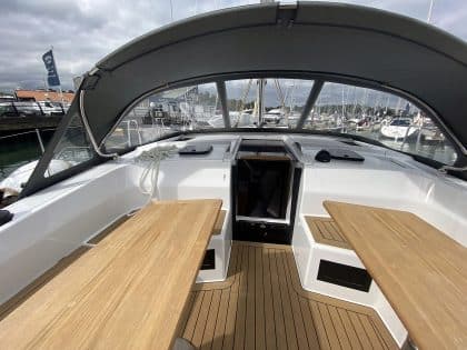 Hanse 410 Sprayhood