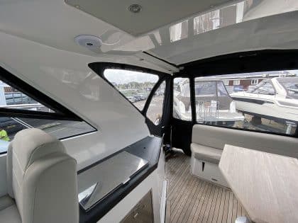 Sealine S330 Cockpit Canopy and Windscreen Side Infill Panels