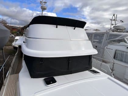 Beneteau Swift Trawler ST 44 Windscreen Cover