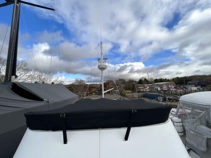 Beneteau Swift Trawler ST 44 Flybridge Tonneau Cover