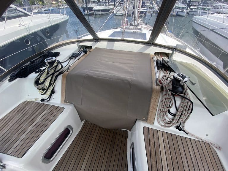 Jeanneau Sun Odyssey 42DS 2010 Model Onwards, Companion Way Cover