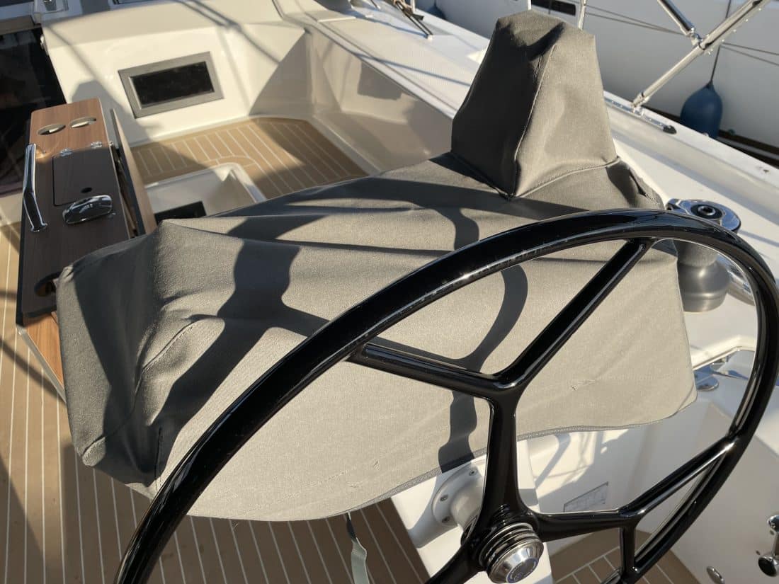 Bavaria C46 Instrument Console Cover