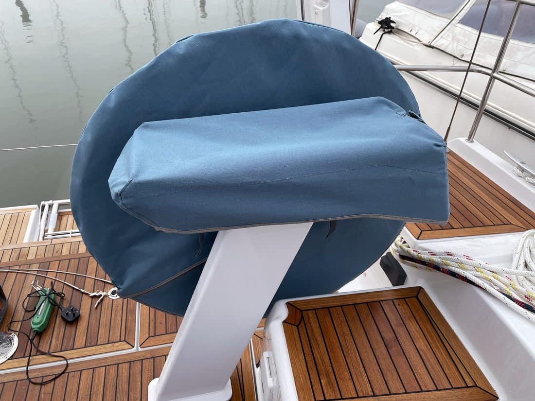 Pedestal and Wheel Covers – Hanse 410 (1)